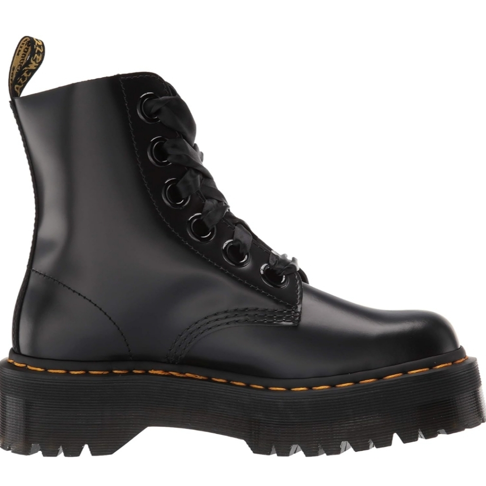 NWT Dr. Martens Women's Molly Combat Boot Color Black Size 9